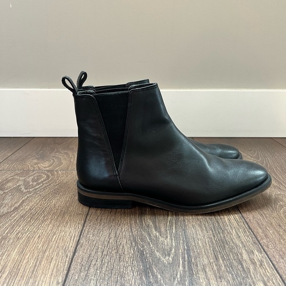 Lucky Brand Haylia booties size 8/38 1/2 - Picture 1 of 7